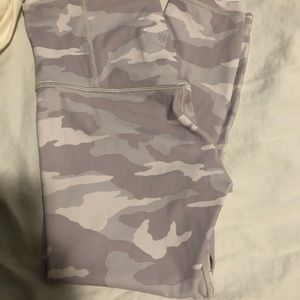 Athleta cropped leggings